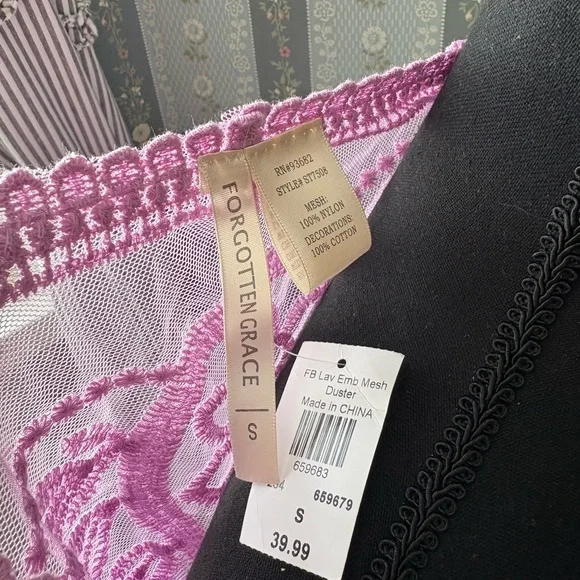 Swimsuit Coverup Lavender Purple Lace Sheer Design NWT - Picture 5 of 5